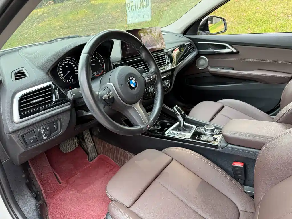 BMW 1 Series 2022
