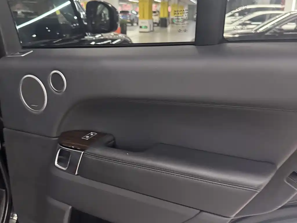 Land Rover Range Rover 2016 — фото 16