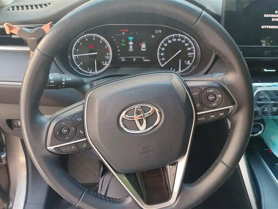 Toyota Harrier 2022 — фото 15