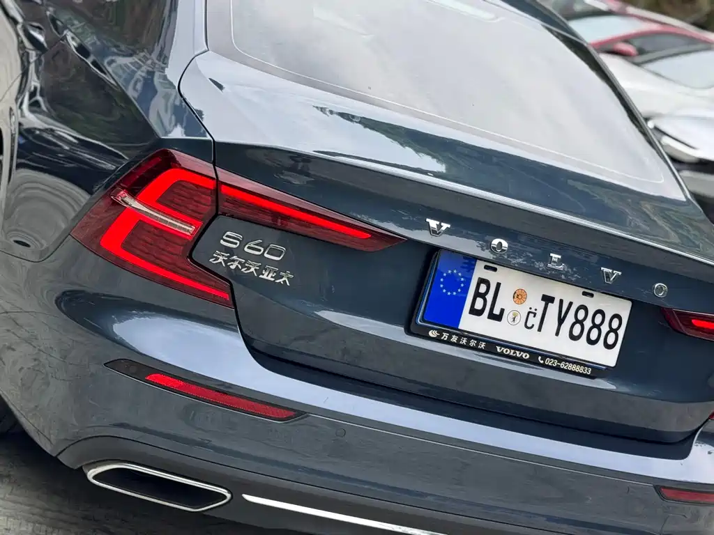 Volvo S60 2021 — фото 9