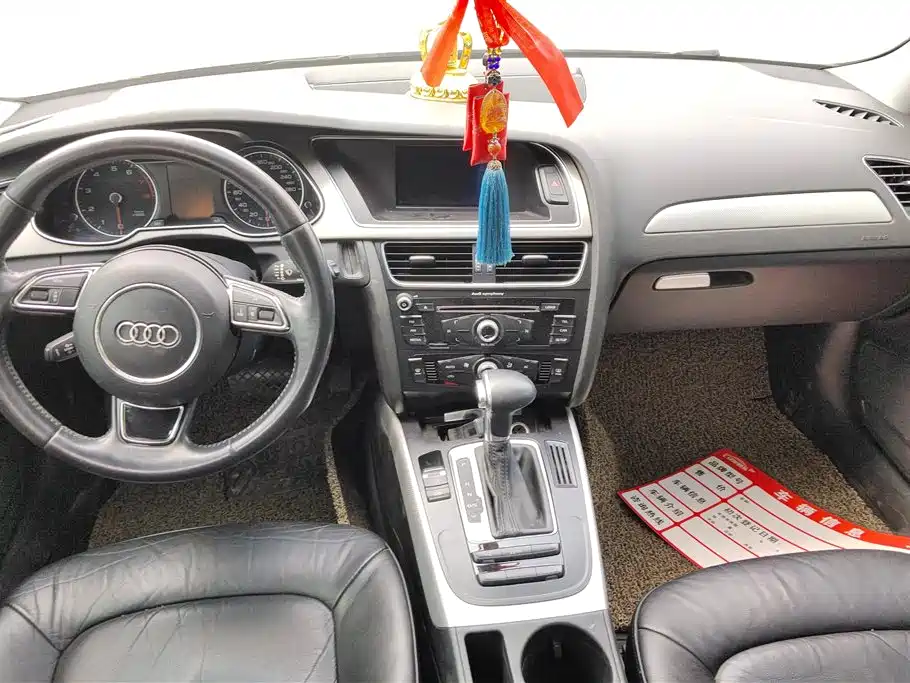 Audi A4L 2013 — фото 12