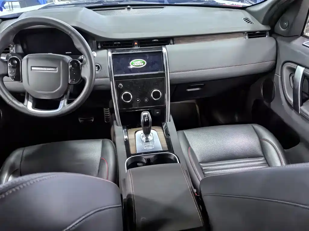 Land Rover Discovery Sport 2021 — фото 8
