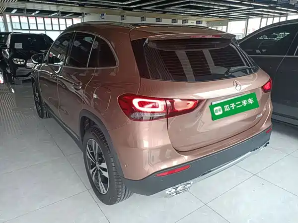 Mercedes-Benz GLA 2023