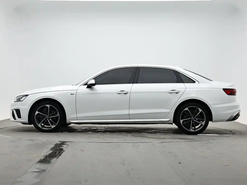 Audi A4L 2022