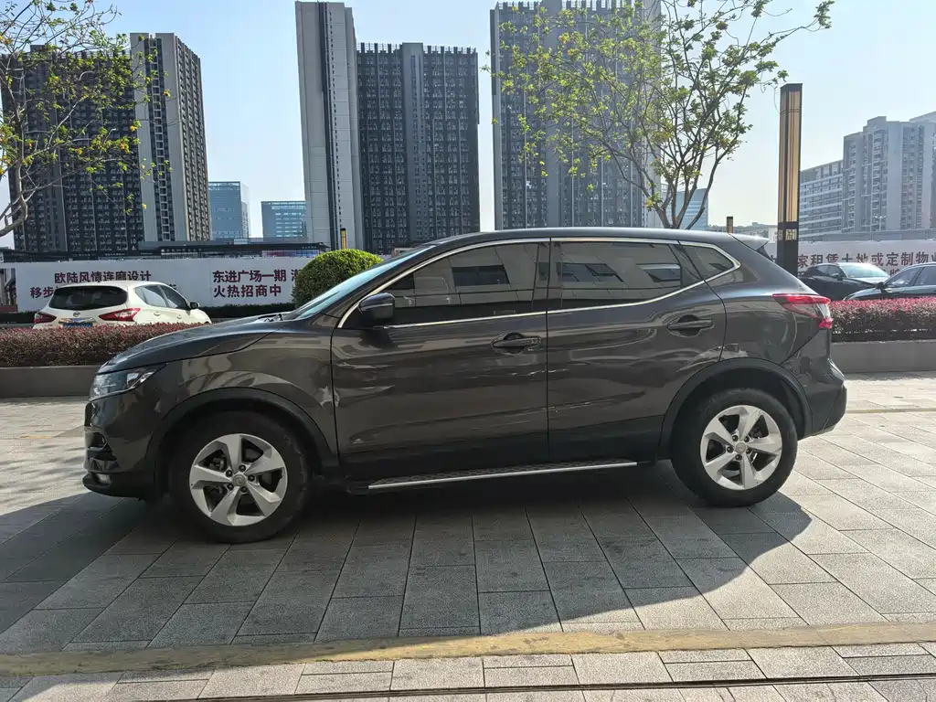 Nissan Qashqai 2022 — фото 3