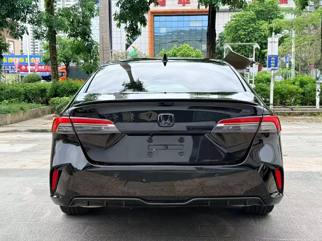 Honda Inspire 2024