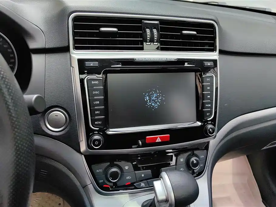 Haval M6 2019 — фото 13