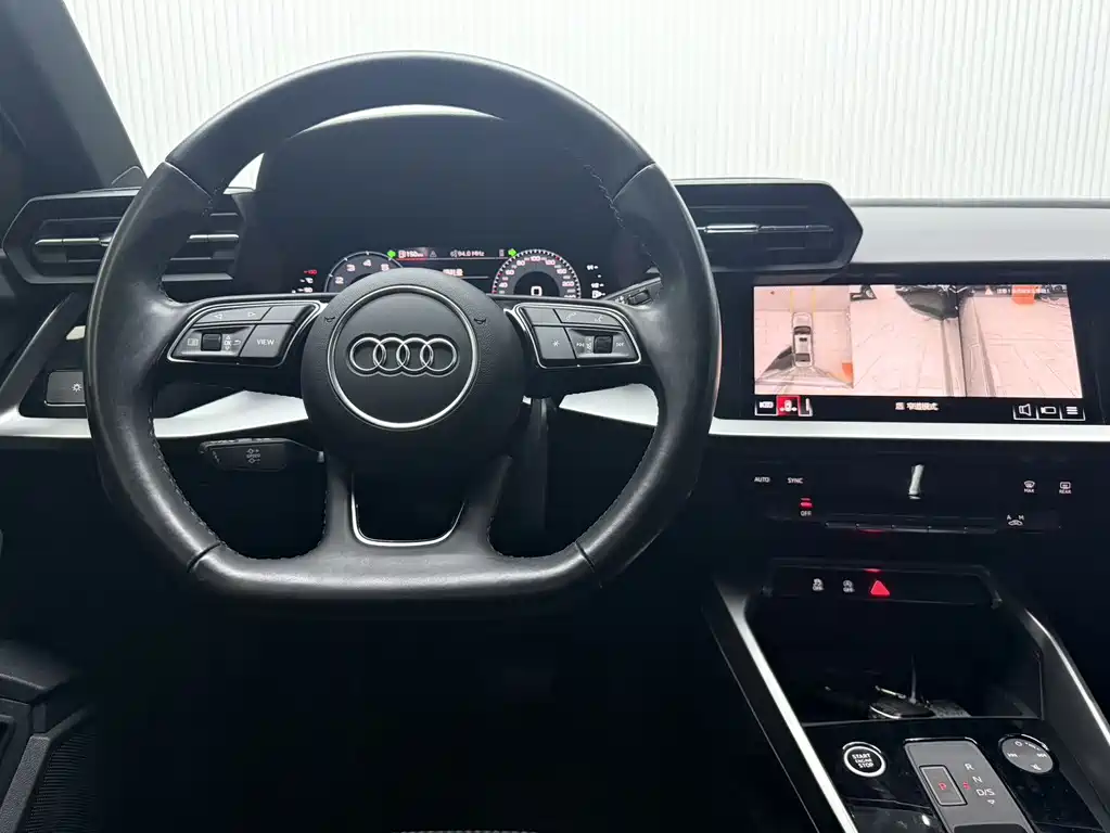 Audi A3 2023 — фото 12