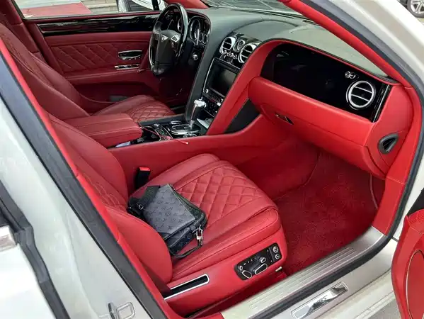 Bentley Flying Spur 2017