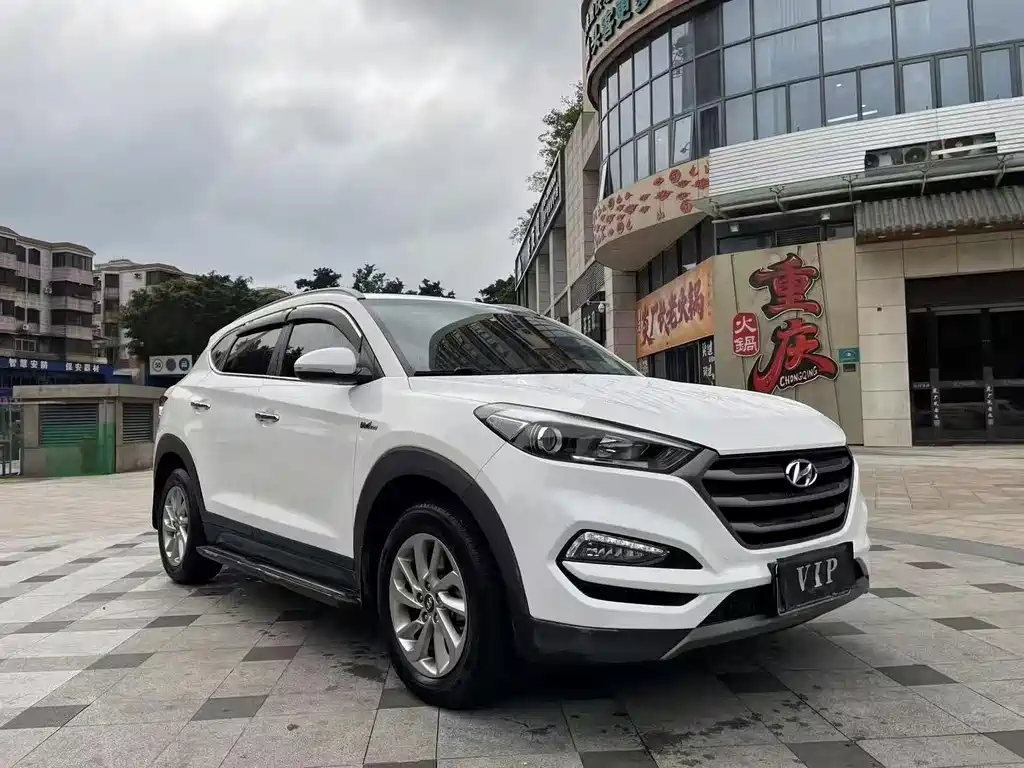 Hyundai Tucson 2016 — фото 1