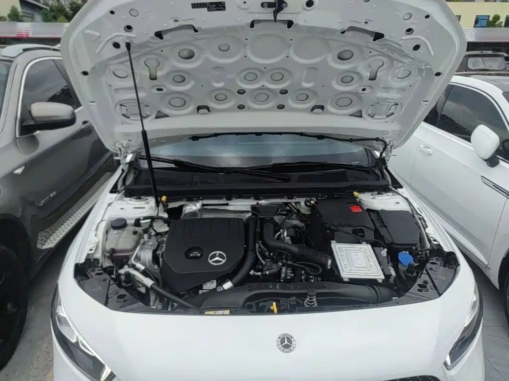 Mercedes-Benz A-Class 2023 — фото 20