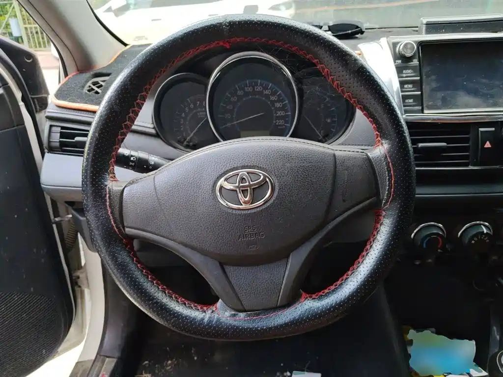 Toyota Vios 2016 — фото 11