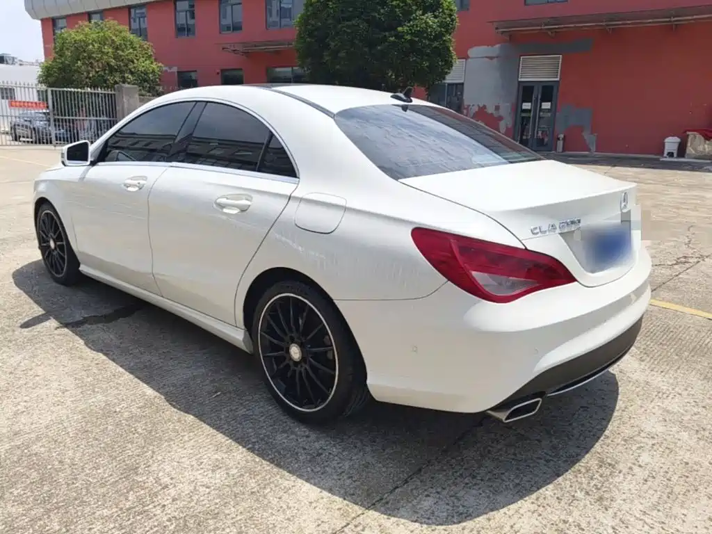Mercedes-Benz CLA 2016