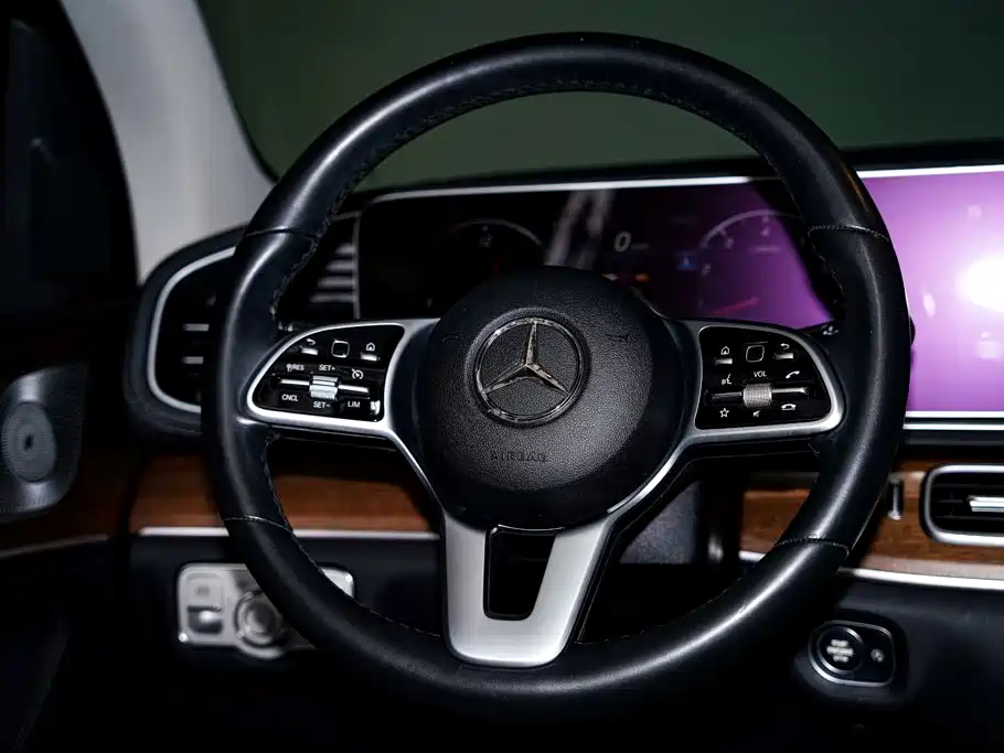 Mercedes-Benz GLE 2020 — фото 14