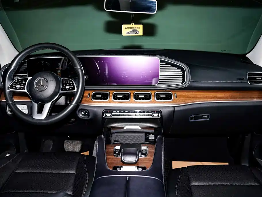 Mercedes-Benz GLE 2020 — фото 13