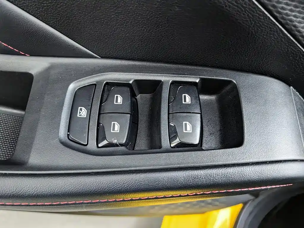 MG MG5 2022