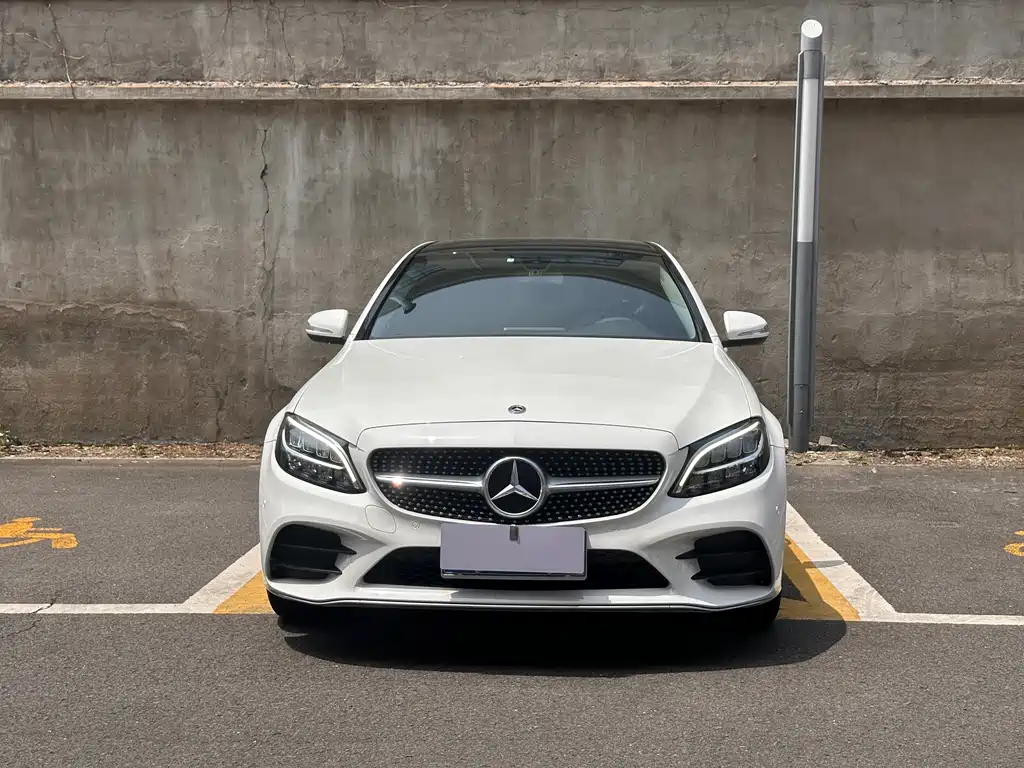 Mercedes-Benz C-Class 2019 — фото 2