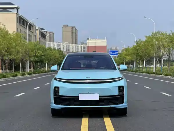 Li Auto L7 2024