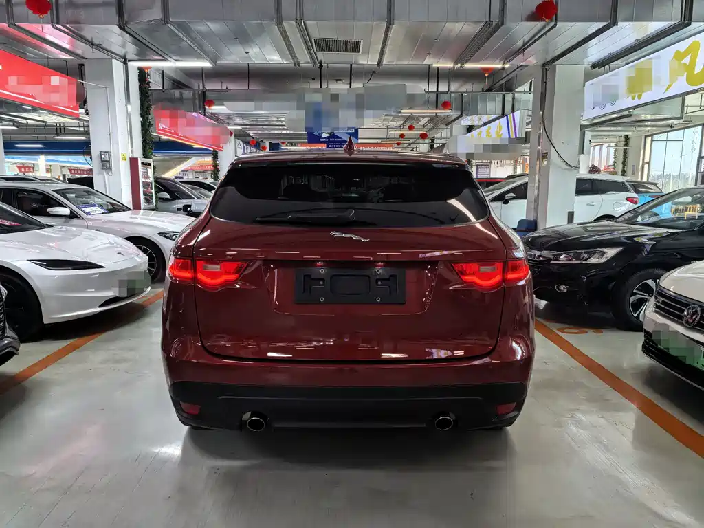 Jaguar F-PACE 2018 — фото 8