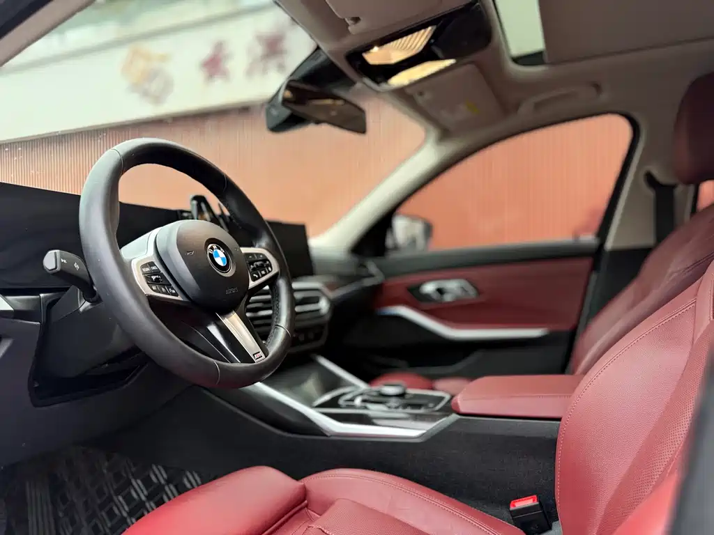 BMW 3 Series 2024 — фото 14