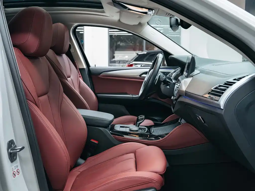 BMW X4 2023 — фото 11