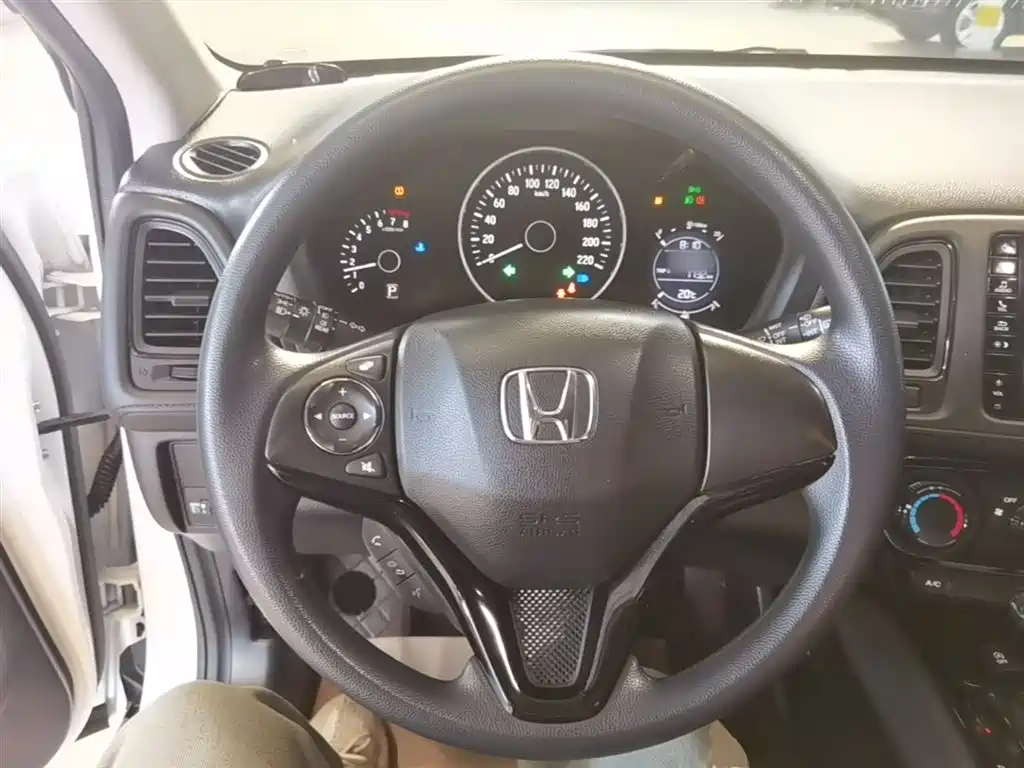 Honda Vezel 2021 — фото 11