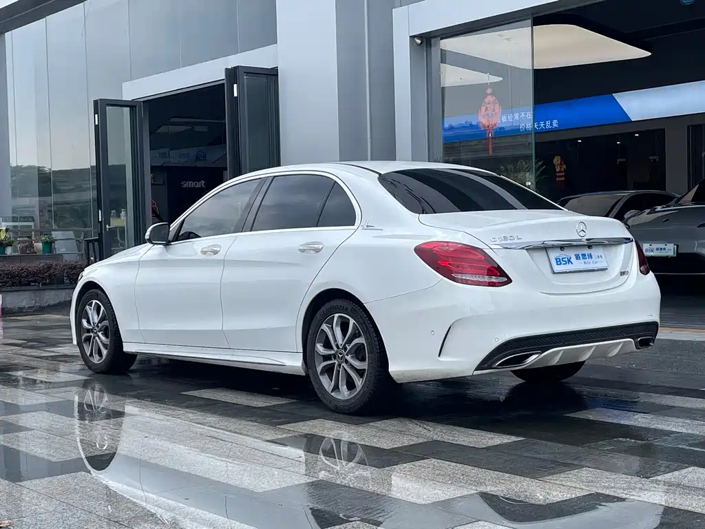 Mercedes-Benz C-Class 2017