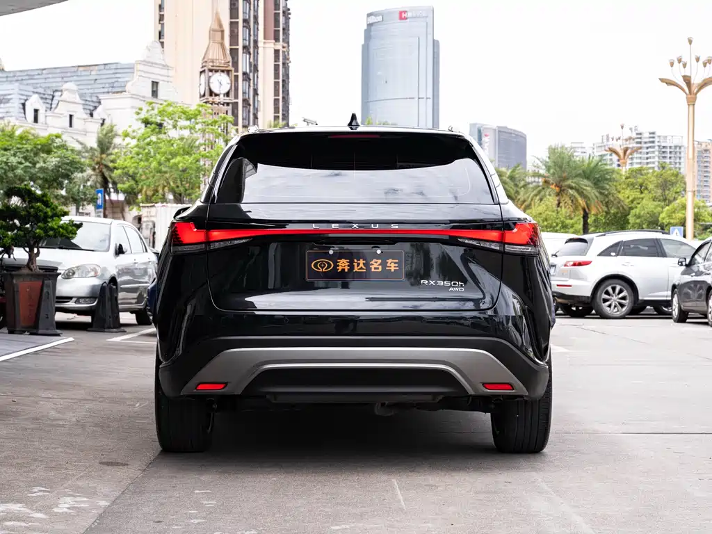 Lexus RX 2025