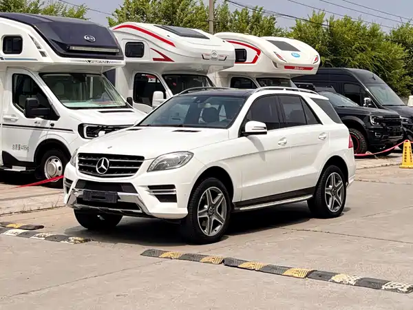 Mercedes-Benz M-Class 2015