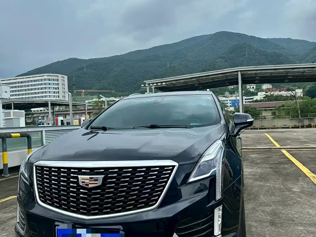 Cadillac XT5 2020 — фото 1