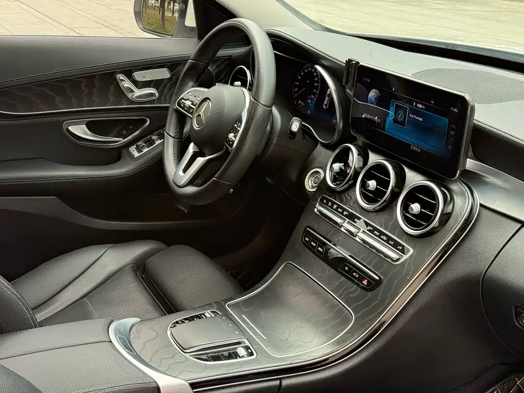 Mercedes-Benz C-Class 2019 — фото 16