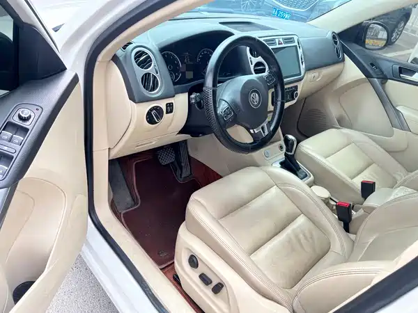 Volkswagen Tiguan 2012