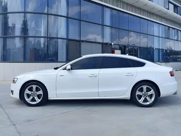 Audi A5 2011
