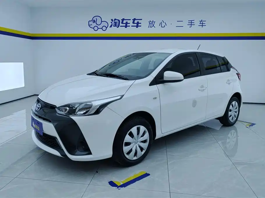 Toyota Yaris L 2020 — фото 1