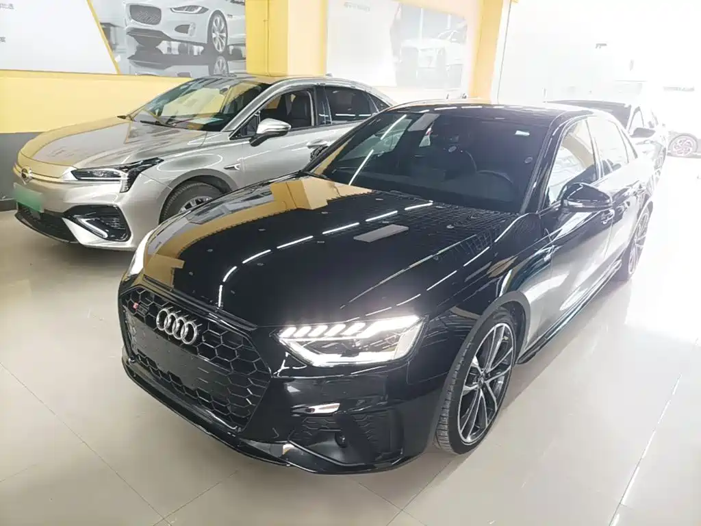 Audi A4L 2021