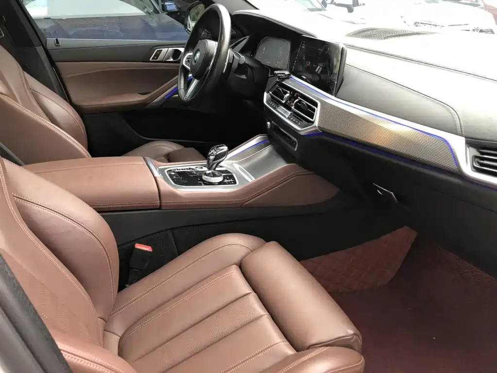 BMW X6 2021 — фото 15