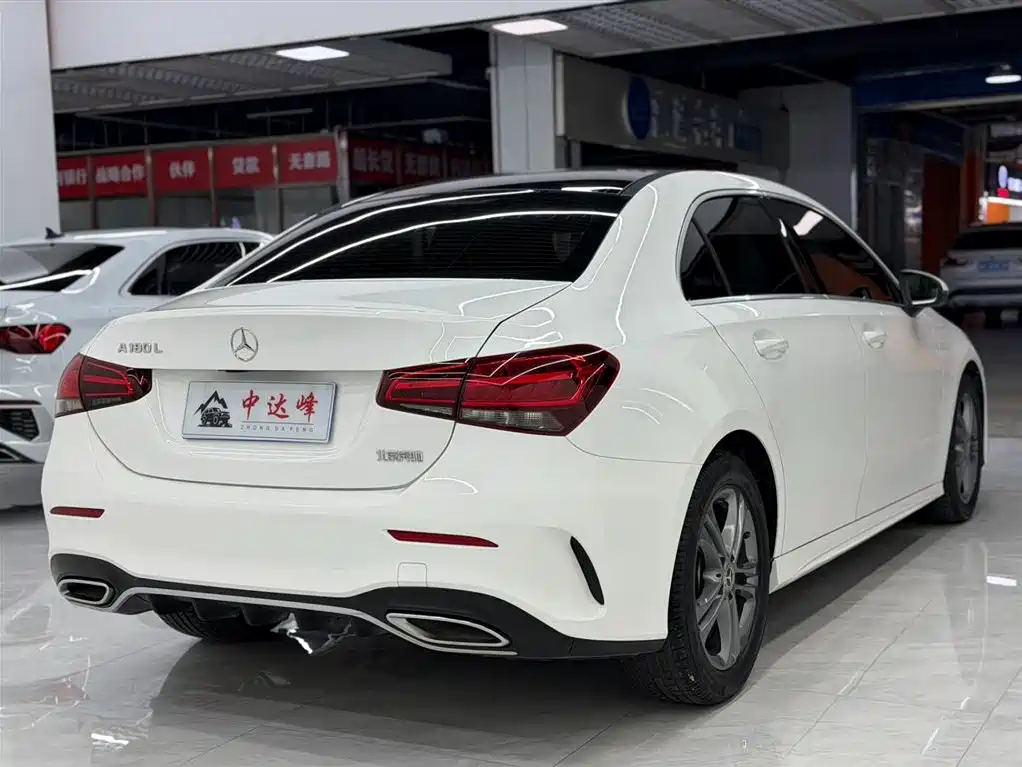 Mercedes-Benz A-Class 2022 — фото 4