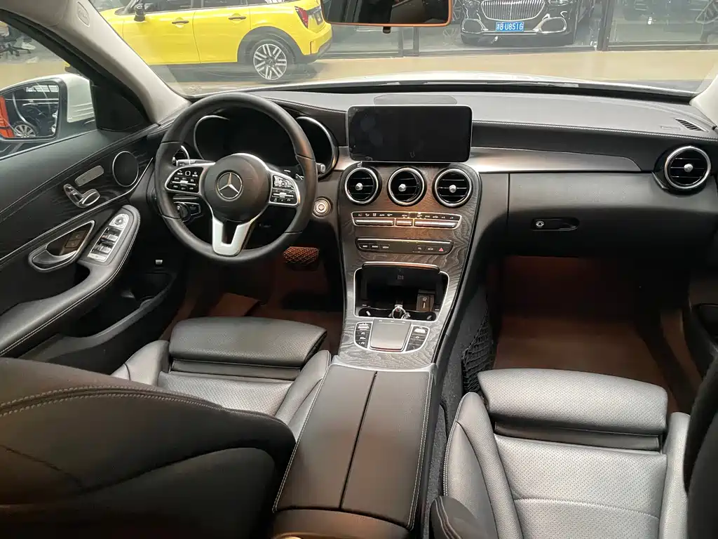 Mercedes-Benz C-Class 2019