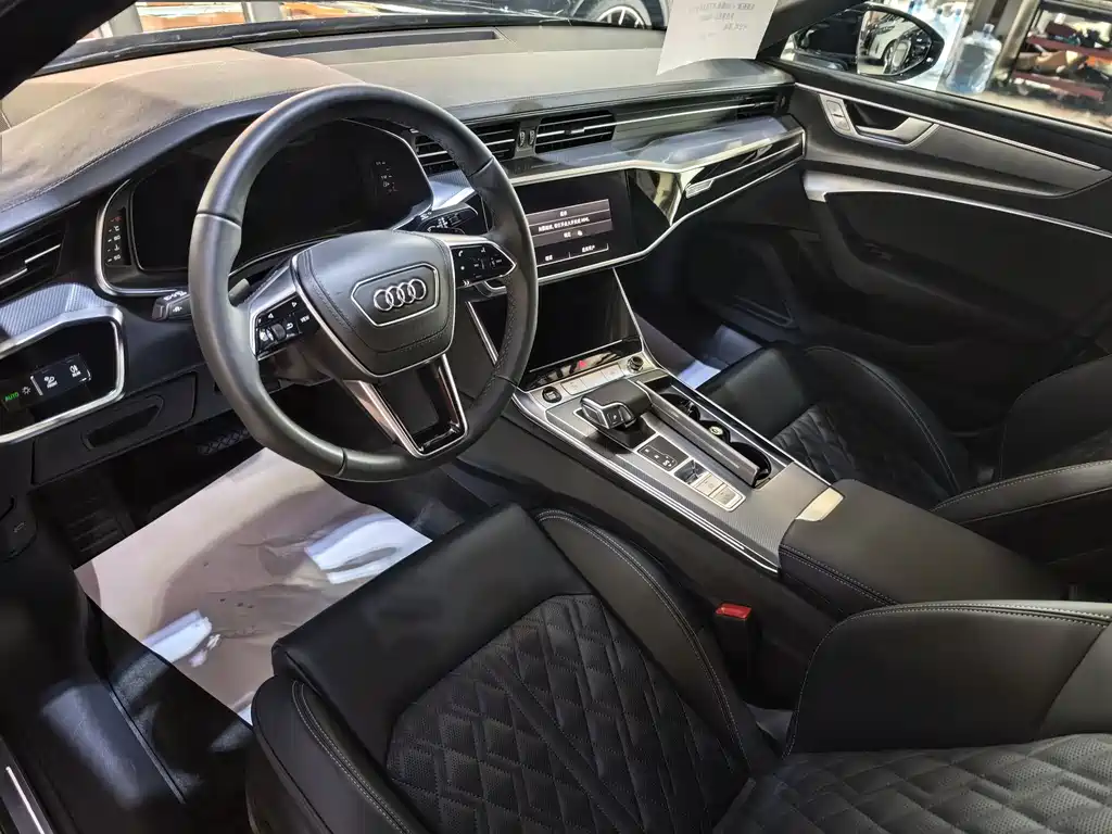 Audi A6L 2025