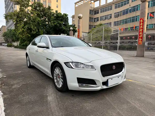 Jaguar XFL 2017