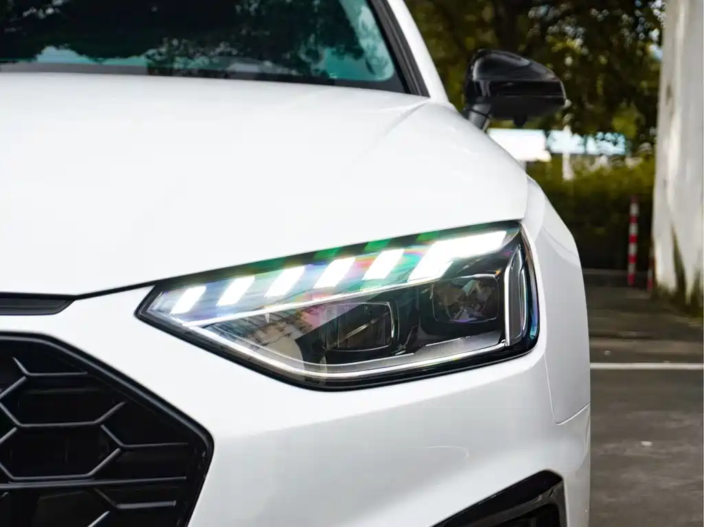 Audi A4L 2023