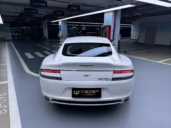 Aston Martin Rapide 2017