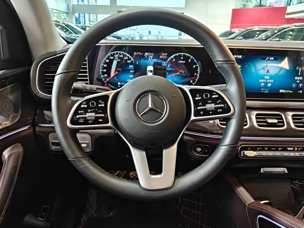 Mercedes-Benz GLS 2021 — фото 13