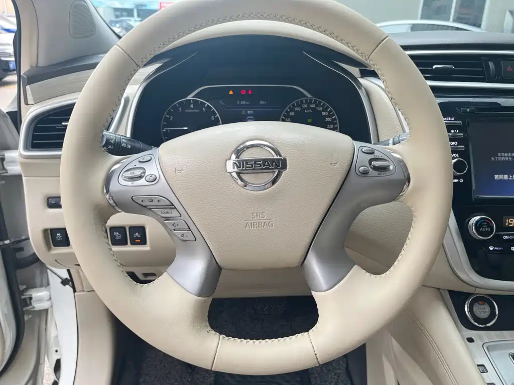 Nissan Murano 2015 — фото 11