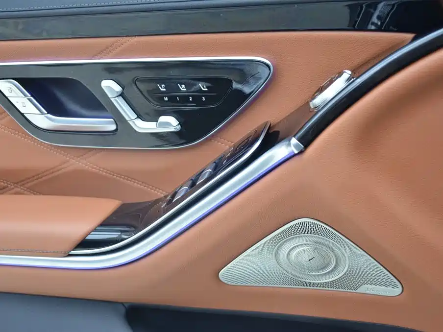 Mercedes-Benz S-Class 2025 — фото 11