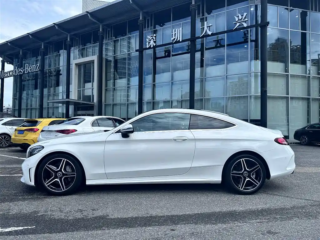 Mercedes-Benz C-Class 2019