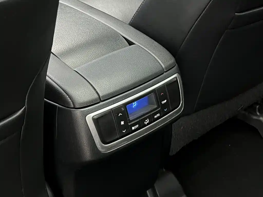 Toyota Highlander 2016 — фото 14
