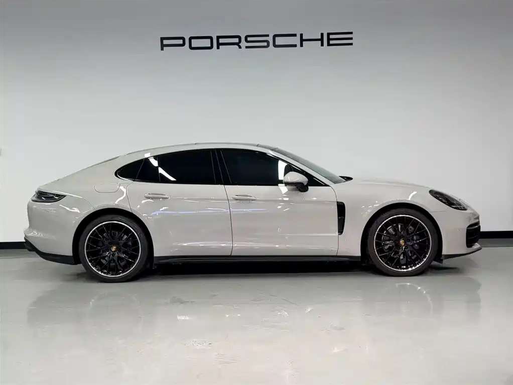 Porsche Panamera 2024 — фото 2