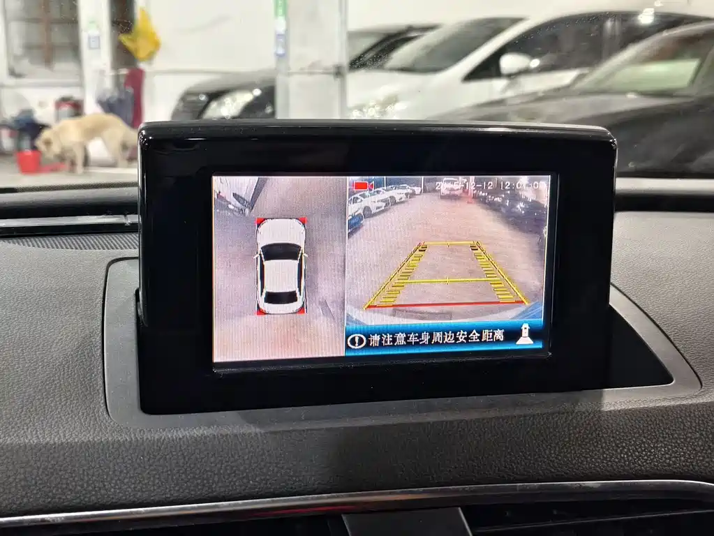 Audi Q3 2014