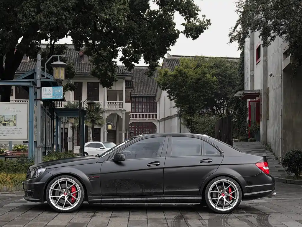 Mercedes-Benz C-Class AMG 2012 — фото 7